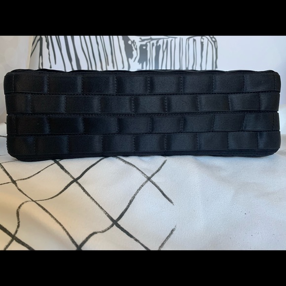 Chanel 2.55 reissue 225 satin double flap bag. - Picture 3 of 5